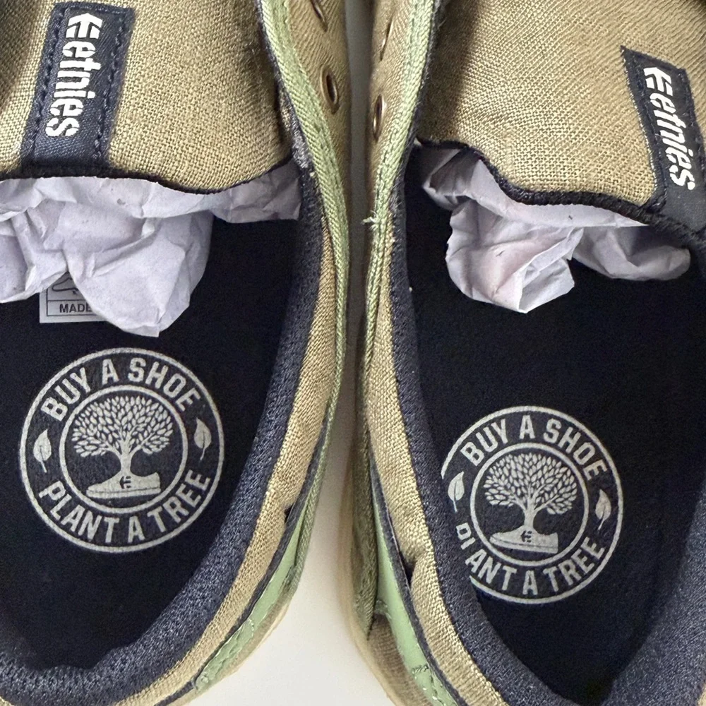Etnies Scout Skate Men’s Size 10 Olive Tan Gum Sneakers‎ Casual Shoes NIB